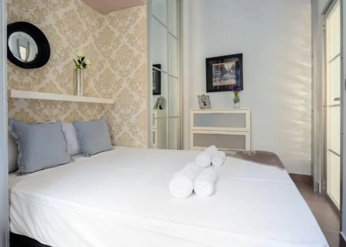 Modern And Bright- 1Bd 1 Bth Furnished- Sol In Downtown Area